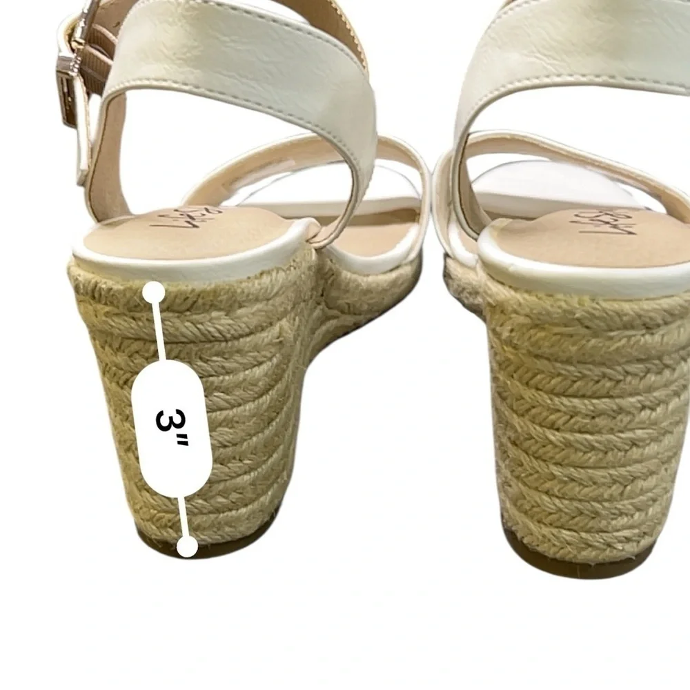 LifeStride Tango Wedge Sandals Comfort Memory Foam Buckle strap Size 9.5 white
